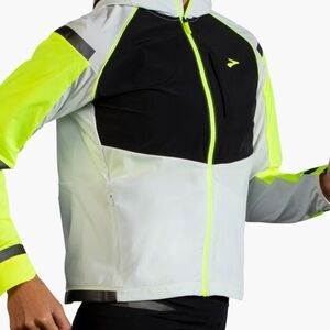 Brooks Run Visible Women’s Carbonite Jacket